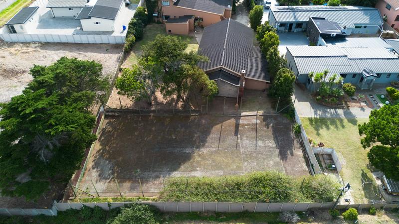 5 Bedroom Property for Sale in Mossel Bay Central Western Cape